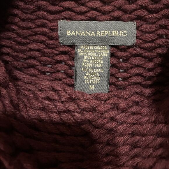 Banana Republic Wool‎ Angora Blend Sweater Sz M Burgundy Roll Neck Cable Knit - Picture 6 of 9